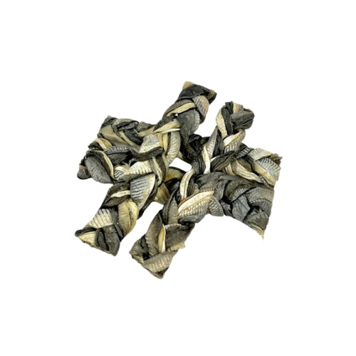 Braided cod skin dog chew, naturally rich in omega-3